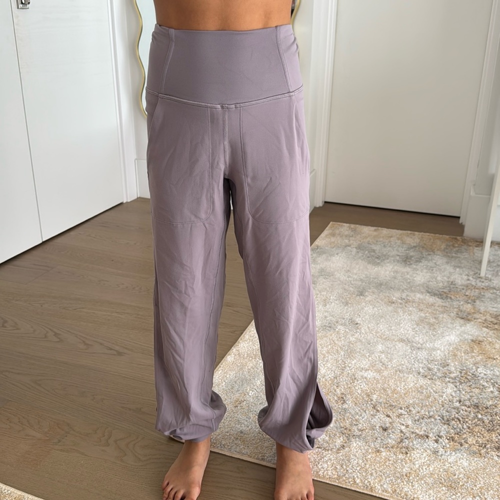 purple lululemon joggers